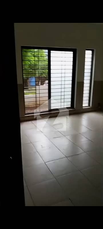 10 Marla House For Rent
