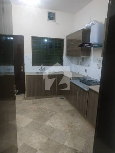corner House 3 bedroom with bath TVL kitchen drawing room Car parking corner House 3 bedroom with bath TVL kitchen drawing room Car parking
