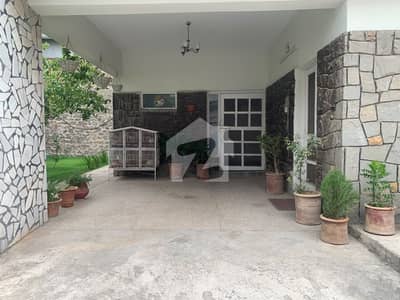 پشاور روڈ راولپنڈی میں 4 کمروں کا 12 مرلہ مکان 2.99 کروڑ میں برائے فروخت۔ پشاور روڈ راولپنڈی میں 4 کمروں کا 12 مرلہ مکان 2.99 کروڑ میں برائے فروخت۔