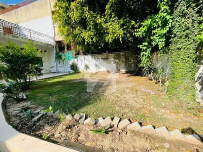 ایف ۔ 7 اسلام آباد میں 4 کمروں کا 1 کنال مکان 31.0 کروڑ میں برائے فروخت۔ ایف ۔ 7 اسلام آباد میں 4 کمروں کا 1 کنال مکان 31.0 کروڑ میں برائے فروخت۔
