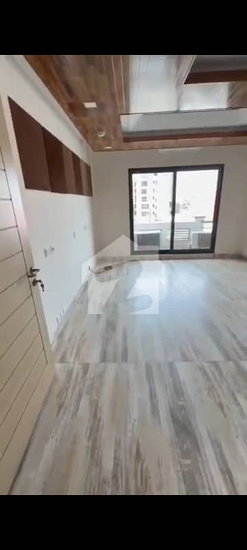 1 BED UNFURNISHED APARTMENT IN SPRING APPARTMENTS FOR RENT TOP LOCATION