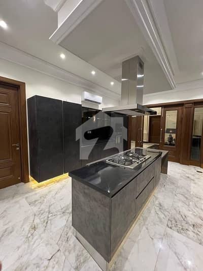 1 Kanal Modern House Available For Sale In Reasonable Price 1 Kanal Modern House Available For Sale In Reasonable Price