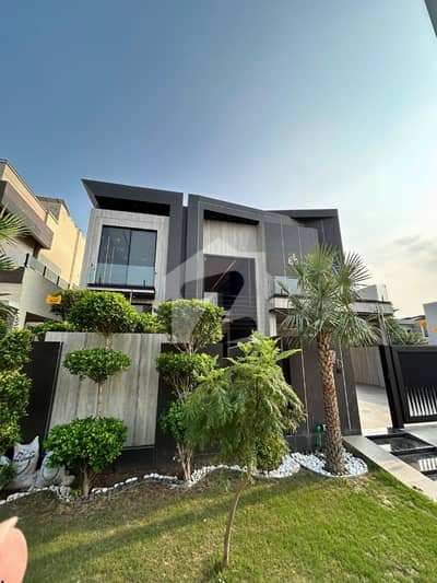 1 KANAL LUXURY HOUSE FOR SALE IN DHA LAHORE | ELEGANT DESIGN | SPACIOUS BEDROOMS | SERVANT ROOM | AMPLE PARKING