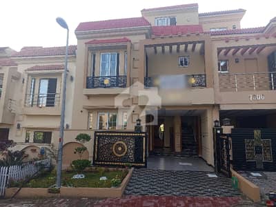 5 Marla House Up For sale In Bahria Town Phase 8 - Rafi Block 5 Marla House Up For sale In Bahria Town Phase 8 - Rafi Block