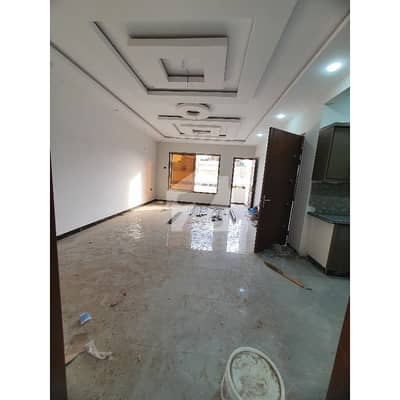 End Your Search For Upper Portion Here And Rent Now