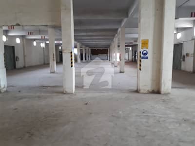 گل بائی کراچی میں 4 کنال فیکٹری 22.0 کروڑ میں برائے فروخت۔
