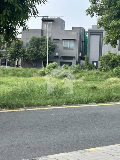 ڈی ایچ اے فیز9 پریزم - بلاک آر ڈی ایچ اے فیز9 پریزم,ڈی ایچ اے ڈیفینس,لاہور میں 5 مرلہ رہائشی پلاٹ 1.05 کروڑ میں برائے فروخت۔ ڈی ایچ اے فیز9 پریزم - بلاک آر ڈی ایچ اے فیز9 پریزم,ڈی ایچ اے ڈیفینس,لاہور میں 5 مرلہ رہائشی پلاٹ 1.05 کروڑ میں برائے فروخت۔