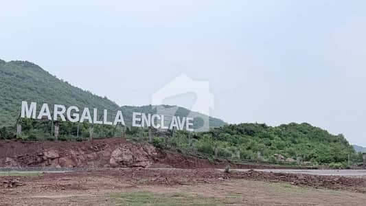 Prime Location 1kanal Corner Plot Available With huge Extra Land in Margalla Enclave Islamabad Sector ME-3