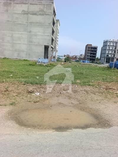 ڈی ایچ اے فیز 8 - کمرشل براڈوے ڈی ایچ اے فیز 8,ڈی ایچ اے ڈیفینس,لاہور میں 4 مرلہ کمرشل پلاٹ 5.7 کروڑ میں برائے فروخت۔ ڈی ایچ اے فیز 8 - کمرشل براڈوے ڈی ایچ اے فیز 8,ڈی ایچ اے ڈیفینس,لاہور میں 4 مرلہ کمرشل پلاٹ 5.7 کروڑ میں برائے فروخت۔