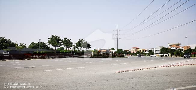Investors Should sale This Residential Plot Located Ideally In DHA Defence
