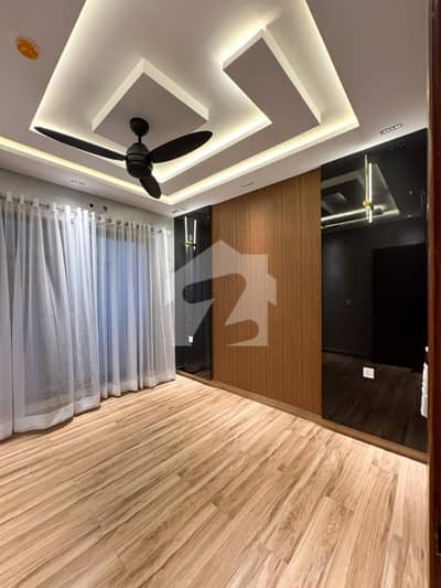 5 Marla Brand New Beautiful Modern House For Sale
