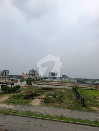 Commercial at Pine avenue , a 1 time opportunity