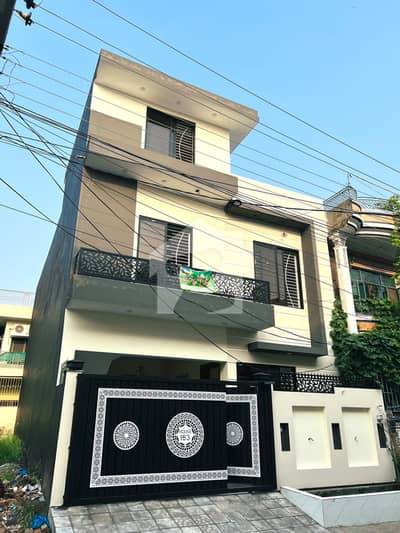 Prime Location House Of 5 Marla In Airport Housing Society - Sector 3 Is Available