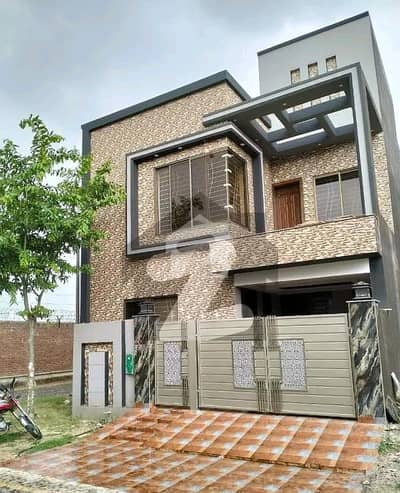 Vip 5 Marla Luxury Non Furnished House Available For Rent In Bahria Town Lahore
