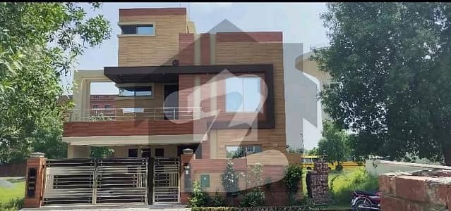 Vip 10 Marla Luxury Furnished House Available For Rent In Bahria Town Lahore Vip 10 Marla Luxury Furnished House Available For Rent In Bahria Town Lahore