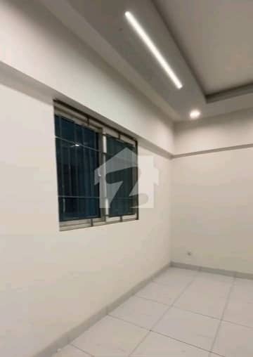Prime Location House Of 1250 Square Feet Is Available For sale