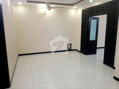 30x60 7 Marla Brand New Upper Portion For Rent G-13