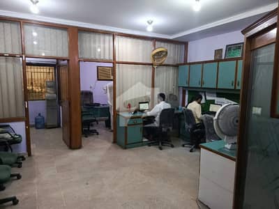 900 Square Feet Full Furnished Office Is Available At Main Shahra E Faisal 24/7 Building