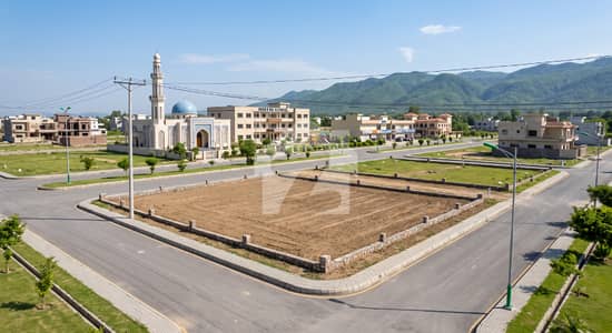 Level 500 Sq Yd Premium Plot For Sale In E-17/3 Cabinet Division Society | All Utilities Available