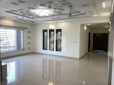 1 Kanal House In Islamabad Is Available For sale 1 Kanal House In Islamabad Is Available For sale