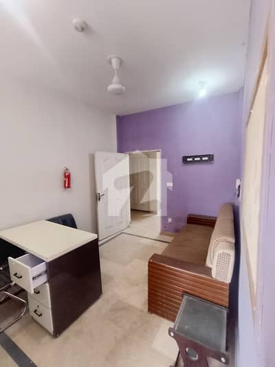 OFFICE AVALIBLE FOR RENT