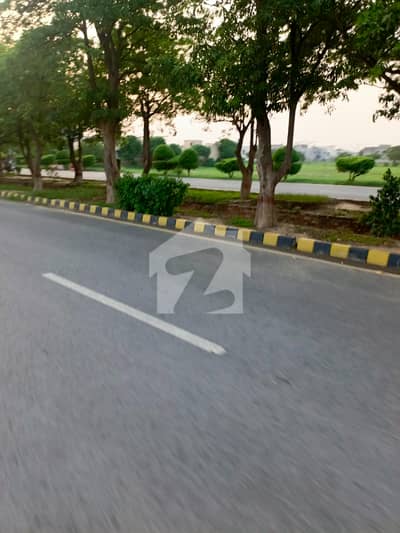 10 Marla Plot for Sale in C Block, Tariq Gardens Lahore Demand 2.75 Crore