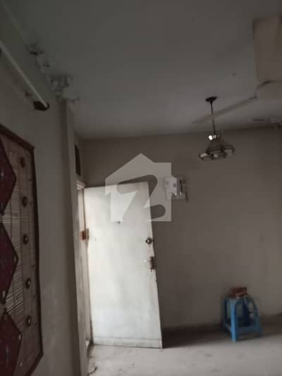 گلشنِ اقبال - بلاک 13 اے گلشنِ اقبال,گلشنِ اقبال ٹاؤن,کراچی میں 3 کمروں کا 6 مرلہ فلیٹ 1.65 کروڑ میں برائے فروخت۔ گلشنِ اقبال - بلاک 13 اے گلشنِ اقبال,گلشنِ اقبال ٹاؤن,کراچی میں 3 کمروں کا 6 مرلہ فلیٹ 1.65 کروڑ میں برائے فروخت۔