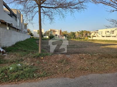 Residential Plot For Grabs In 5 Marla Lahore Ideal Location For Builders And Investors