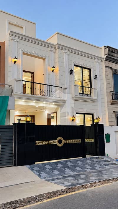 5 Marla White House for Sale in Bahria Nasheman | 3 Bed | 3 Bath | Brand New