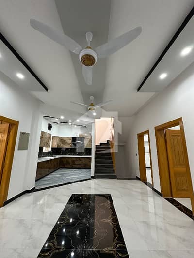 7 Marla Brand New House for sale