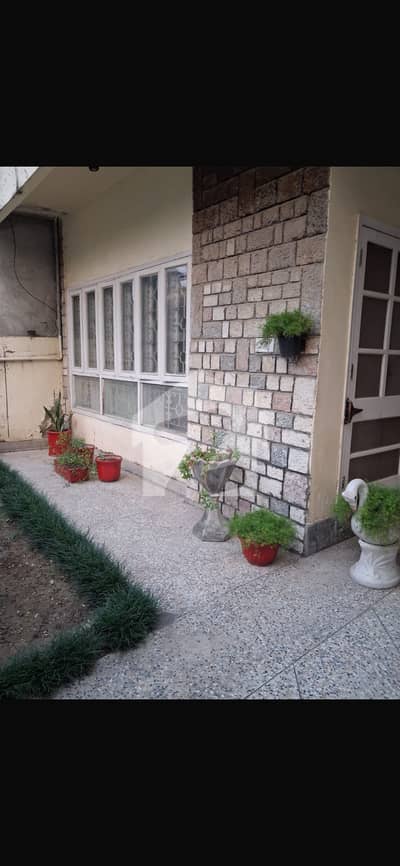 جی ۔ 9/4 جی ۔ 9,اسلام آباد میں 3 کمروں کا 6 مرلہ مکان 6.3 کروڑ میں برائے فروخت۔ جی ۔ 9/4 جی ۔ 9,اسلام آباد میں 3 کمروں کا 6 مرلہ مکان 6.3 کروڑ میں برائے فروخت۔