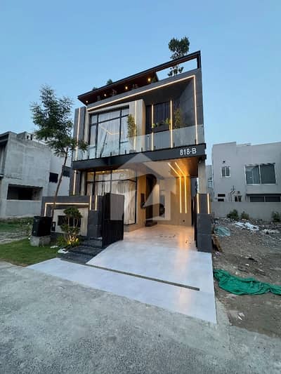 100% Original Ad - 5 Marla Brand New Architectural Masterpiece House For Sale