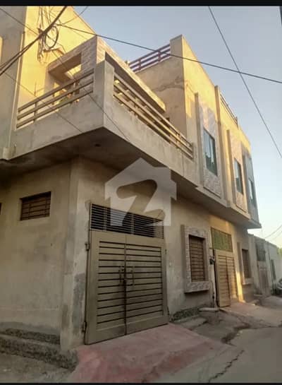 ابوظہبی روڈ رحیم یار خان میں 4 کمروں کا 3 مرلہ مکان 75.0 لاکھ میں برائے فروخت۔