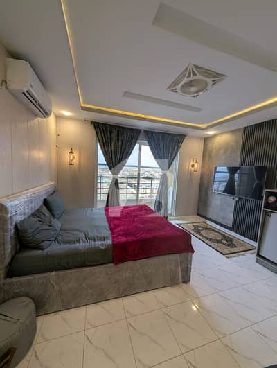 Premium 1-Bed Fully Furnished Corner Studio | 6th Floor | Gulberg Green