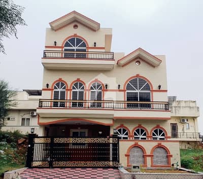 7 MARLA 35x70 BRAND NEW HOUSE FOR SALE G-14 ISLAMABAD