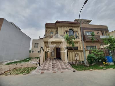 Nearby Commercial 5 Marla Maintained House Available For Sale In DHA Lahore