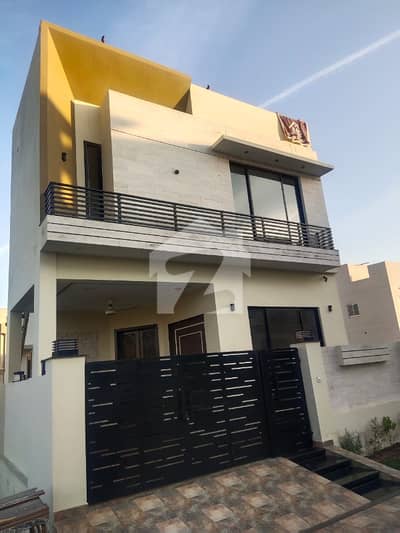 100% Original Picture 5 Marla House For Sale In DHA 9 Town Lahore , Prime Location