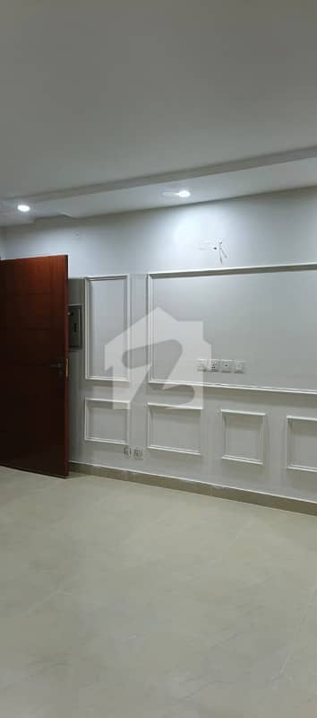 STUDIO LUXURY UNFURNISHED APARTMENT AVAILABLE FOR RENT AT GULBERG GREEN ISLAMABAD STUDIO LUXURY UNFURNISHED APARTMENT AVAILABLE FOR RENT AT GULBERG GREEN ISLAMABAD