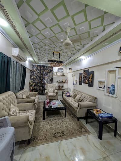 نارتھ ناظم آباد ۔ بلاک ایف نارتھ ناظم آباد,کراچی میں 4 کمروں کا 9 مرلہ فلیٹ 3.5 کروڑ میں برائے فروخت۔