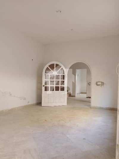160 Sq. Yards One Unit House | 4 Bed DD | Gulshan-e-Iqbal Block 10