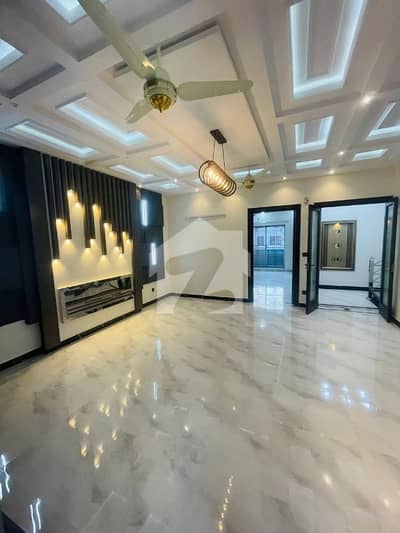 Spacious House Is Available For Rent In Ideal Location Of Bahria Town - Sector C