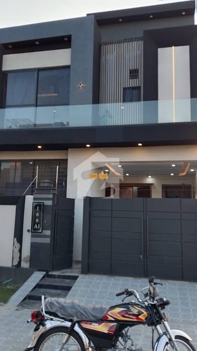 5 Marla Double-Story House On Bank Loan For Sale In A1 Block, Central Park Lahore