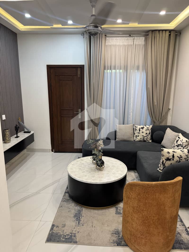 One Bed Ground Ready To Move Apartment Available One Bed Ground Ready To Move Apartment Available