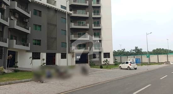 Gorgeous 12 Marla Flat For rent Available In Askari 10