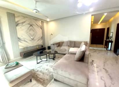 Flat Of 1020 Square Feet In DHA Phase 8 - Ex Air Avenue For rent