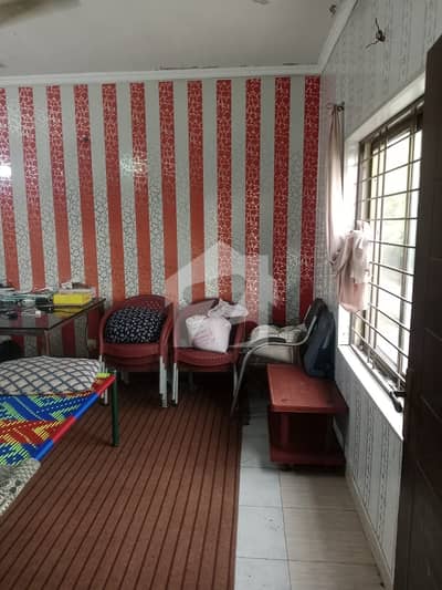 5 Marla First Floor Flat For Sale In P Block Khyaban-E-Amin