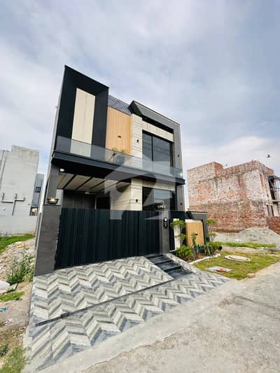 5 marla brand new ultra modren luxry house available for rent in dha 9 town Lahore 5 marla brand new ultra modren luxry house available for rent in dha 9 town Lahore
