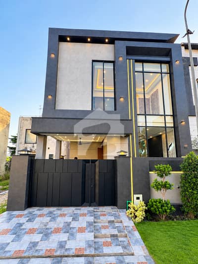 A Beautiful 5 Marla House In DHA Phase 9 Town
