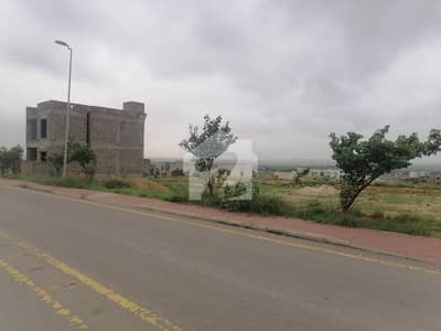Precinct 10-B 125 Square Yard Residential Plot On level Location Of Bahria Town Karachi
