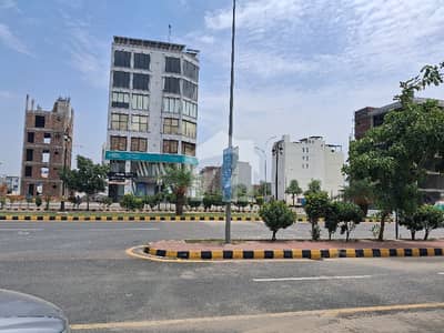 5 Marla Plot Facing Park Hot Location All Dues Clear For Sale